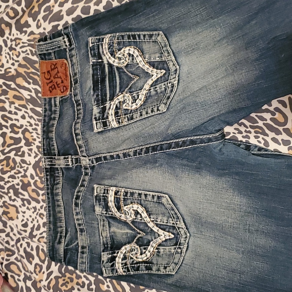 Boot cut jeans